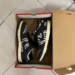 NIKE DUNK SB ゼブラ柄 スニーカー箱付き