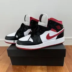 エアジョーダン1 ミッド 