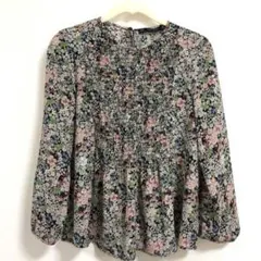 ザラ　花柄　トップス　ブラウス　XS　フラワー