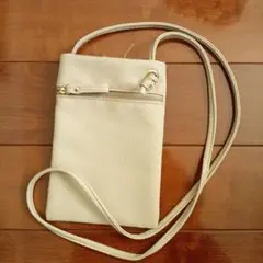 ライトベージュ スマホショルダー