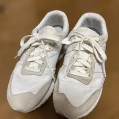 ニューバランス☆スニーカー　237