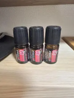 doTERRA エッセンシャルオイル 3本セットのサムネイル
