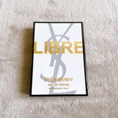 Yves Saint Laurent LIBRE Eau de Parfum。