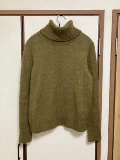 BANANA REPUBLICタートルネックニットS