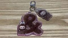 ラブブ　キーホルダー　アクリル