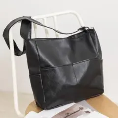 大容量 ショルダーバッグ A4 軽量 黒 通学 通勤 マザーズバッグ PUレザー