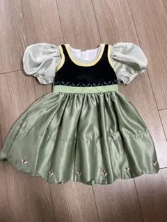 アナ雪　アナ幼少期　緑色フリル袖ワンピース　 9-12ヶ月