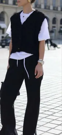 ジプソフィアGypsohila Sprinkle Vest ブラック