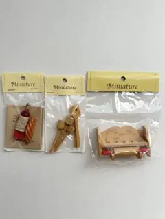 ミニチュアワインとパンのセット、スプーンとフォーク、めん棒新品3点セット