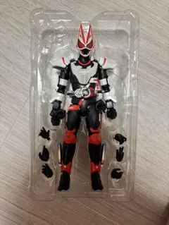 仮面ライダーギーツ　フィギュアアーツ