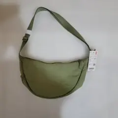 UNIQLO ラウンドミニショルダーバッグ グリーンのサムネイル