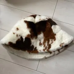 GU ファー風バケットハット ホワイトブラウン