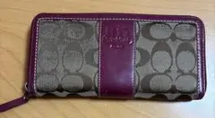 中古 COACH コーチ　ラウンドファスナー　ピンク　シグネチャー　総柄　長財布