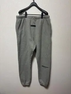 ESSENTIALS FEAR OF GOD スウェットパンツ グレー