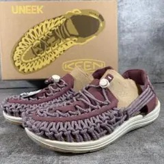 極美品 keen キーン ユニーク II ハーベスト 23cm サンダル