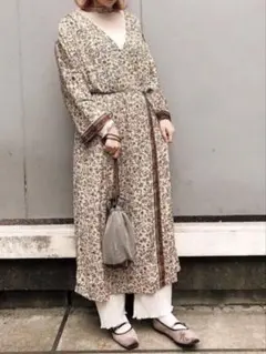 Kastane オリエンタル花柄カシュクールワンピース