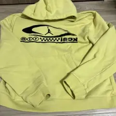 ジョーダン　トラヴィススコット　コラボパーカー