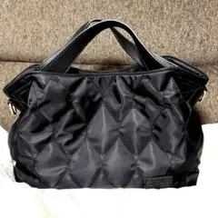 【美品】　ハンドバッグ　黒　キルティング