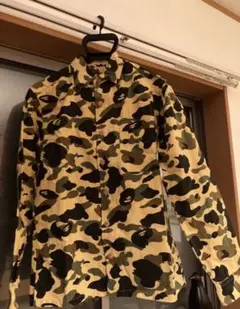 【中古美品】A BATHING APE アベイシングエイプ　迷彩柄長袖シャツ