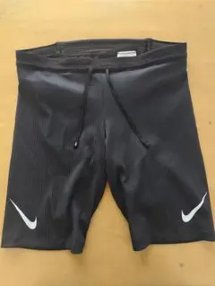 ナイキ　エアロスイフト　ハーフタイツМ