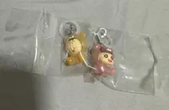 クレヨンしんちゃん　めじるしアクセサリー　みんなでクマパジャマ