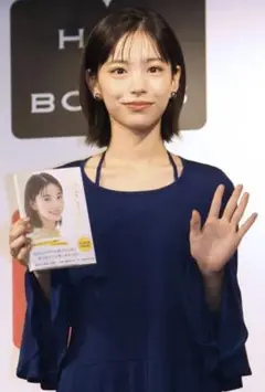 【ご本人からお渡し頂いた初版帯付本】當真あみさん初の単行本『日々謳歌』