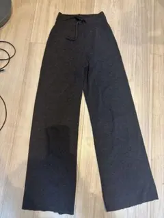 UNIQLOウォッシャブルリブニットパンツSサイズ