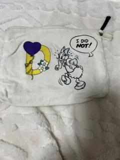 ディズニー❤️デイジーとドナルドダックのポーチ　刺繍ステッチ