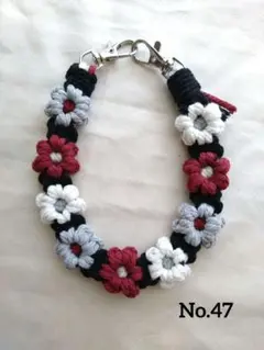 マクラメ編みストラップ スマホハンドストラップ　キーホルダー