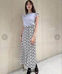 SNIDEL Sustainaバリエプリントスカート