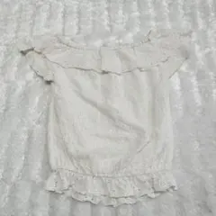 earth music&ecology フリルブラウス オフショルレースホワイト