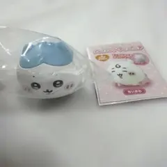 ハチワレ　ハイハイフィギュア