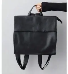 イアパピヨネ スクエアレザーリュック A4 レザー ブラック