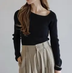BONJOUR SAGAN アシンメトリーネックリブニット　ブラック
