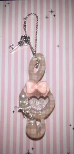 Item thumbnail for item 99ac5d6a-3c91-4e10-a5b6-f03fca77eab3