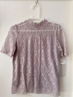 フリル襟ブラウス