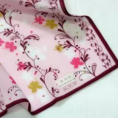 ✨【新品】a.v.v 大判ハンカチ 50cm ピンク 花柄 お弁当包み 生地のサムネイル
