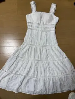 ホワイト ワンピース