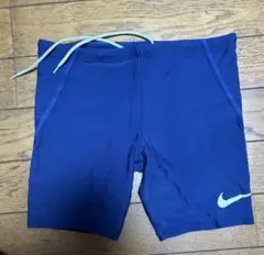 NIKE 子ども水着　XS 130センチ