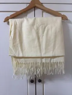 白　マフラー　ストール