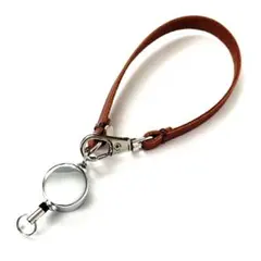 【レザー製】伸縮可能なリール付ハンドストラップ　パスケース用　チョコ色