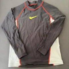 Nike ラッシュガード アンダーシャツ130cm