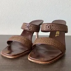 箱付き CHANEL ヴィンテージ ココマーク ストロー サンダル ブラウン