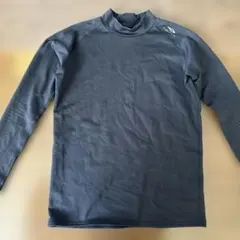 長袖アンダーシャツ