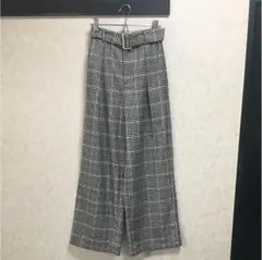 GU チェック柄 ベルトツキワイドパンツ
