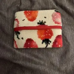 【使用1回美品】ラブラリーバイフェイラー ストロベリードットティッシュポーチ