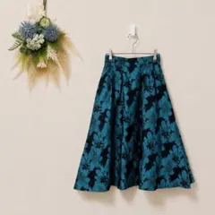 ザヴァージニア 花柄 フレア ロングスカート 黒 ブルー 上品 美品のサムネイル