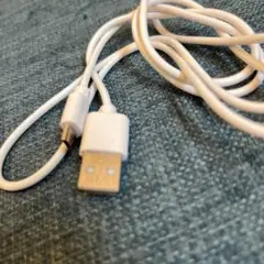 USB-A to Micro USBケーブル ホワイト