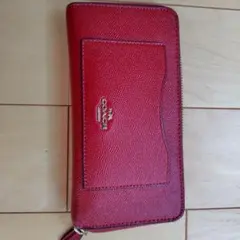 COACH レッド ジッパー長財布　F54007