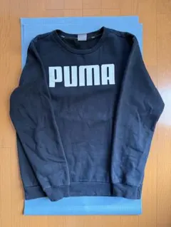 PUMA ブラック スウェット トレーナーのサムネイル